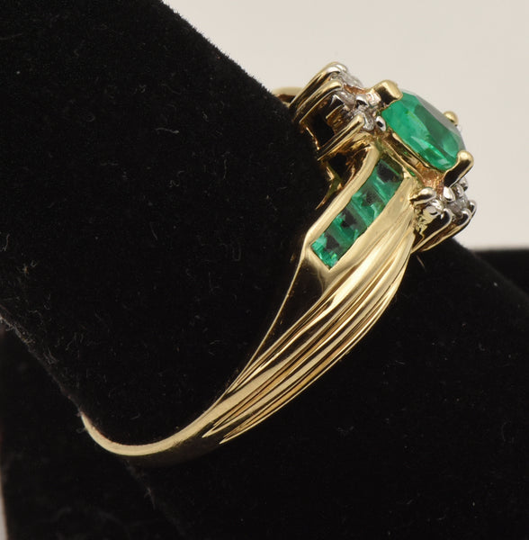 Vintage 14K Gold Synthetic Emerald and Diamonds Ring - Size 8