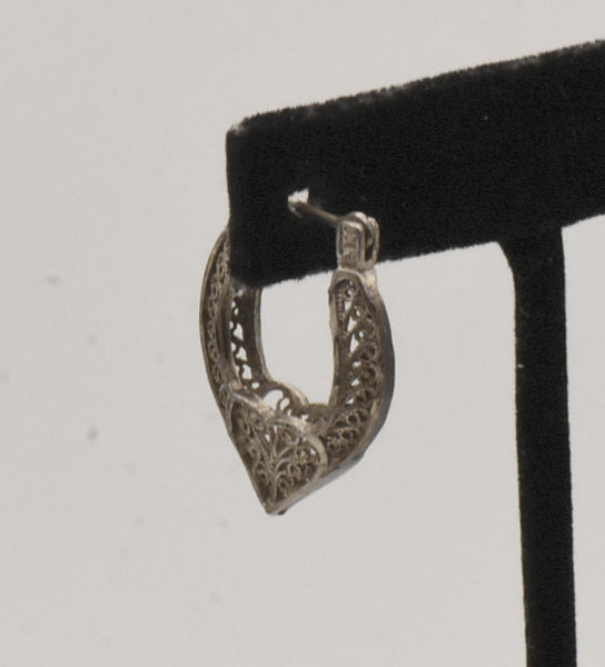 UNMATCHED Vintage Sterling Silver Filigree Heart Door Knocker Earring