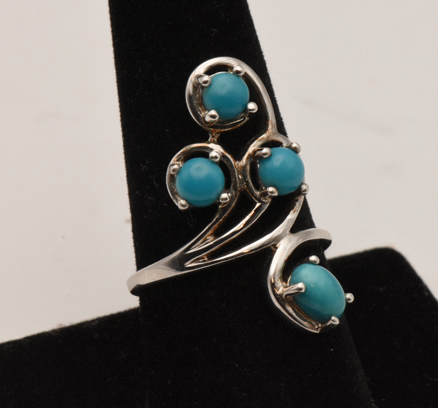 Vintage Sterling Silver Finger Ring with Faux Turquoise - Size 9