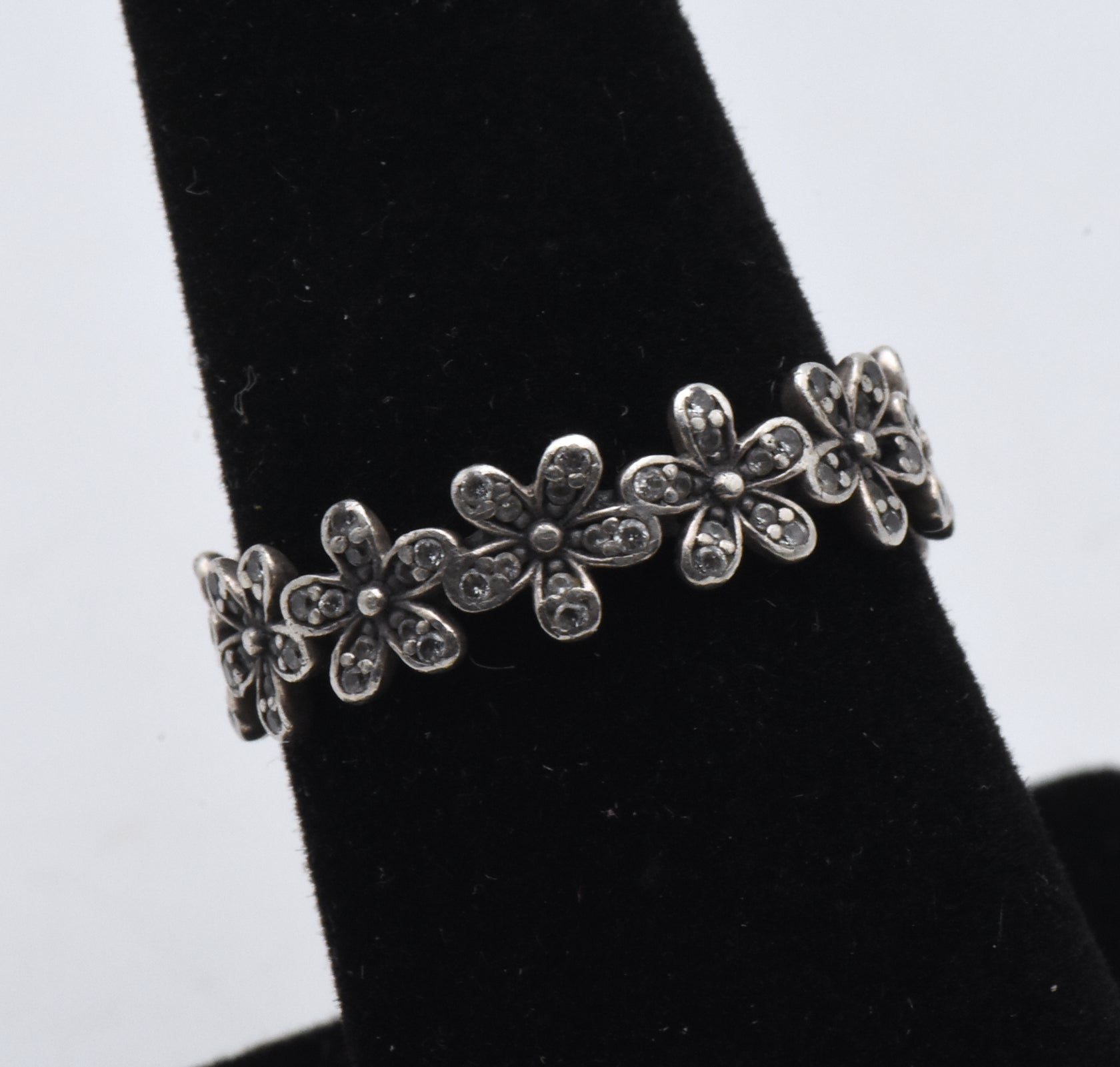 Pandora - Vintage Sterling Silver Flower Band - Size 7