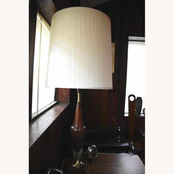 Vintage Mid Century Modern Wood and Brass Grecian Urn Table Lamp