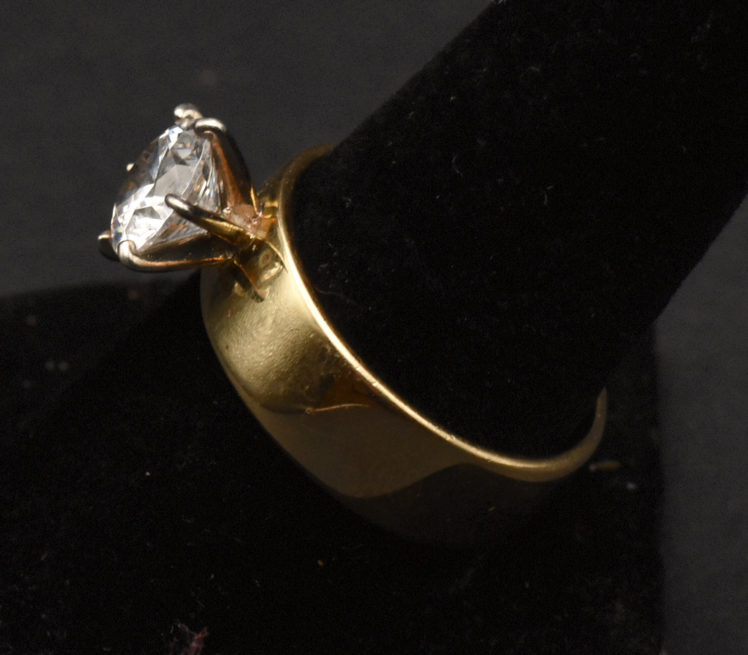 Vintage Gold Tone Sterling Silver Rhinestone Ring - Size 9
