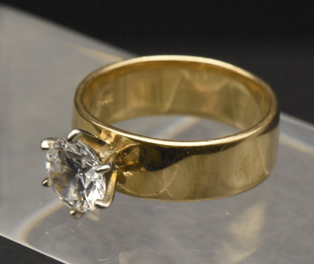 Vintage Gold Tone Sterling Silver Rhinestone Ring - Size 9