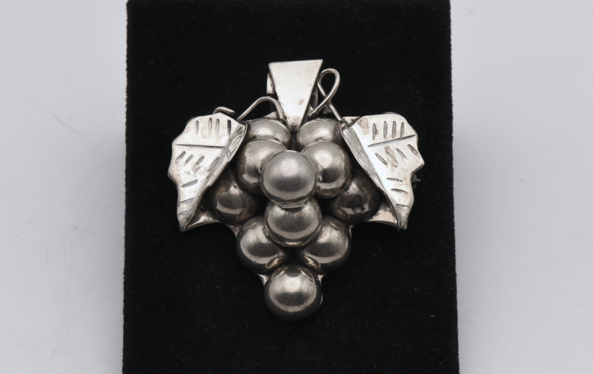 Vintage Handmade Sterling Silver Bunch of Grapes Brooch/Pendant