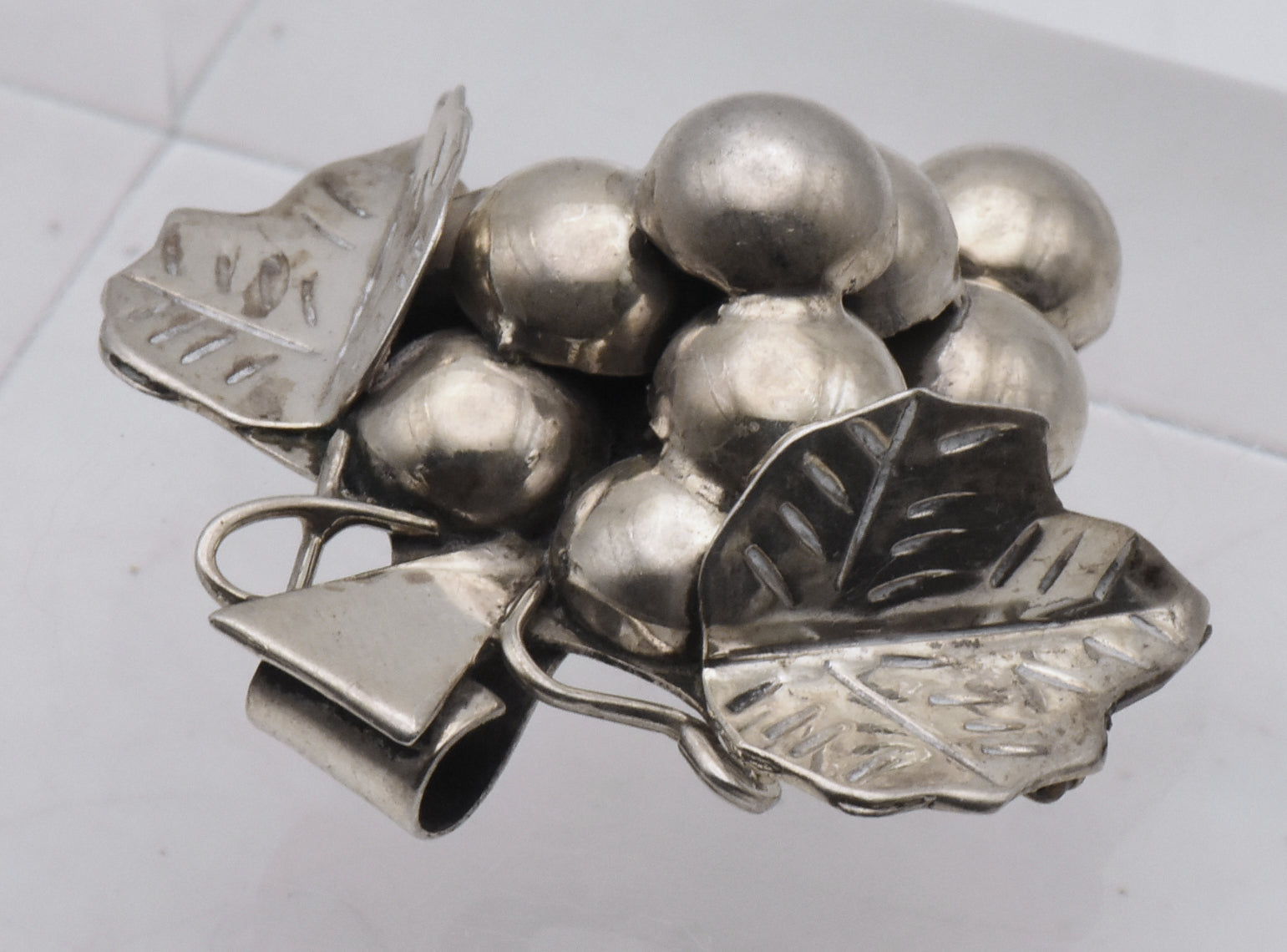 Vintage Handmade Sterling Silver Bunch of Grapes Brooch/Pendant