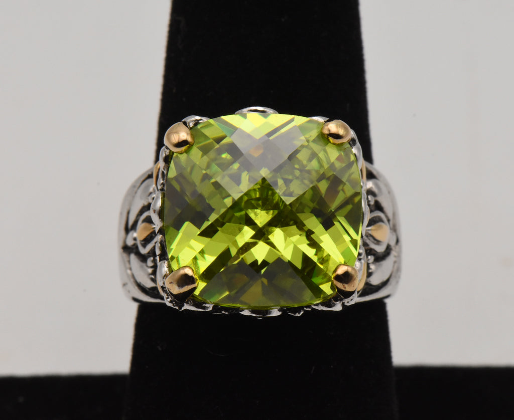Electric Green Stunning Fire Cubic Zirconia 18K Gold Plate Accented Ring - Size 8