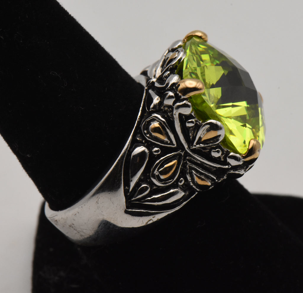 Electric Green Stunning Fire Cubic Zirconia 18K Gold Plate Accented Ring - Size 8