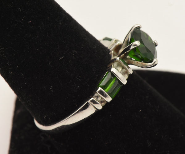 Vintage Sterling Silver Synthetic Emerald and Topaz Ring - Size 8.75