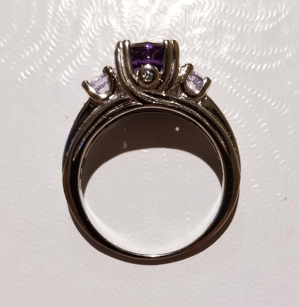 Sterling Silver Ring with Simulated Amethyst and Diamonds - Size 6