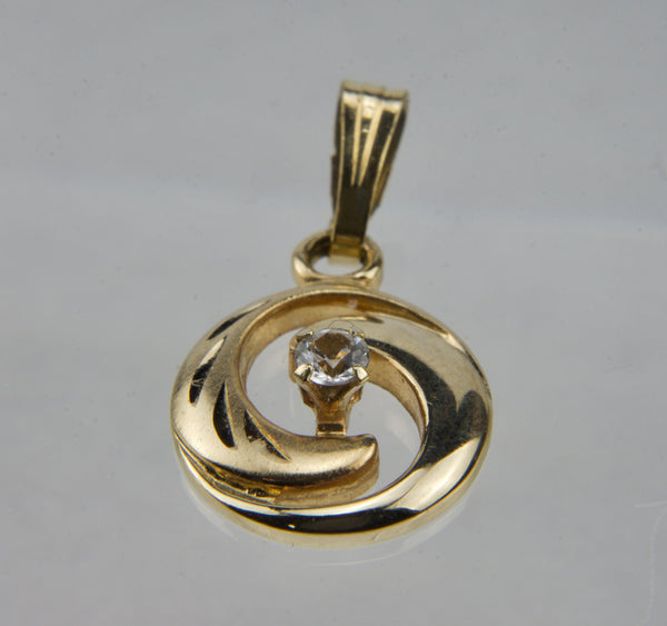 Vintage 12K Gold Filled Rock Crystal Pendant