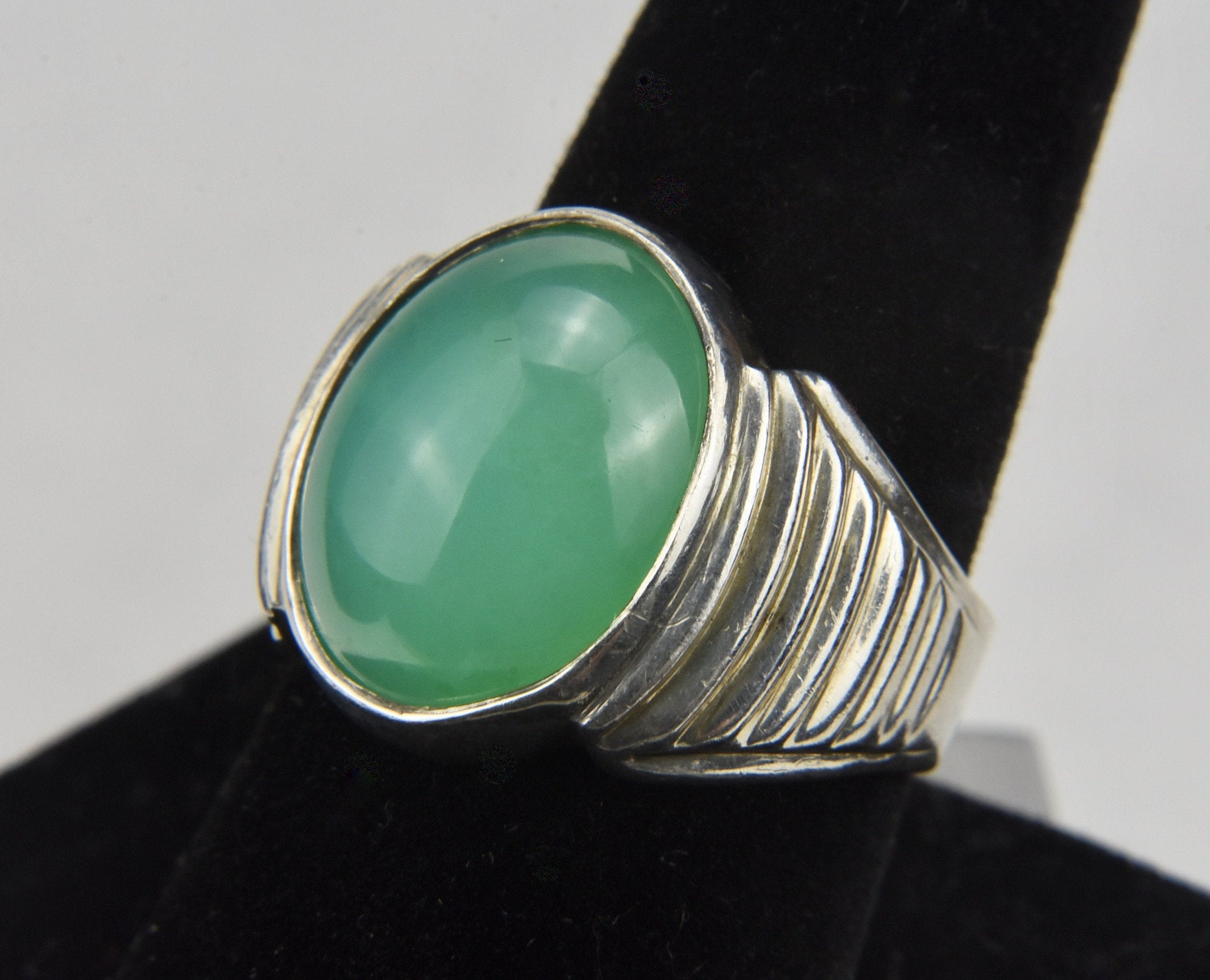 Sterling Silver Chrysoprase Ring - Size 10