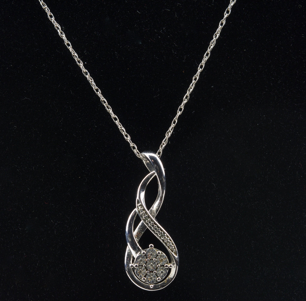 Sterling Silver Chain with Sterling Silver Pendant - 18"