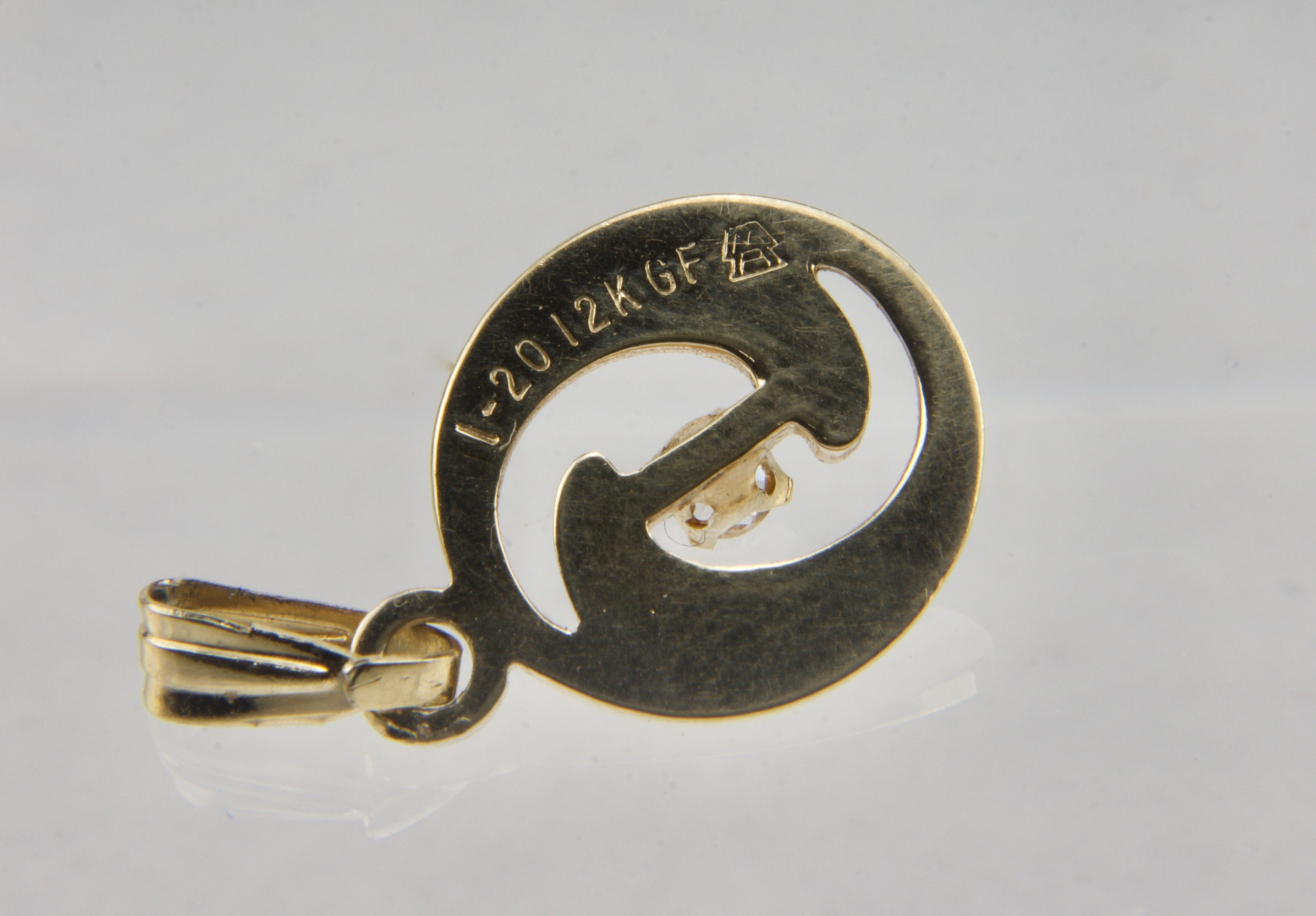 Vintage 12K Gold Filled Rock Crystal Pendant