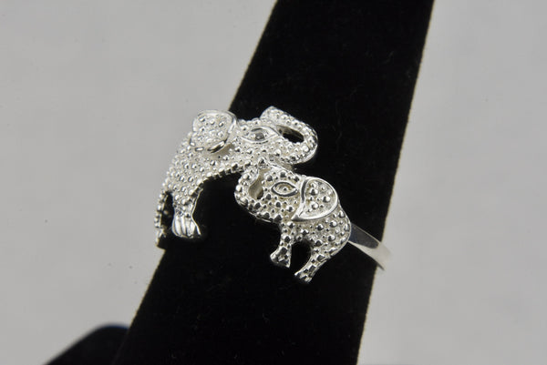 Adorable Sterling Silver Elephant Ring - Size 7