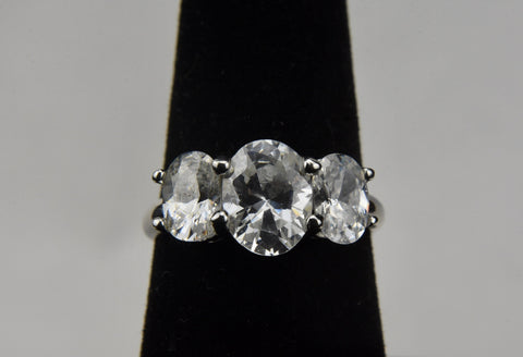 Three Clear Oval Rhinestone Sterling Silver Ring - Size 6.75
