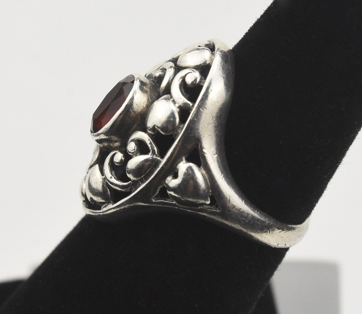 Pierced Sterling Silver Hearts Red Garnet Ring - Size 5.5