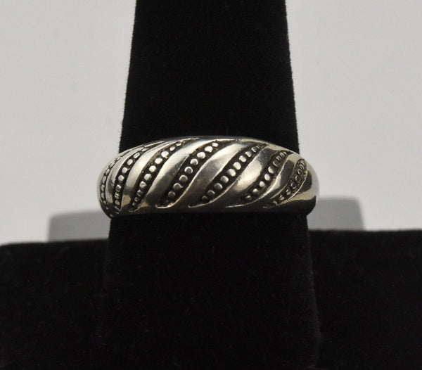 Sterling Silver Ring - Size 9