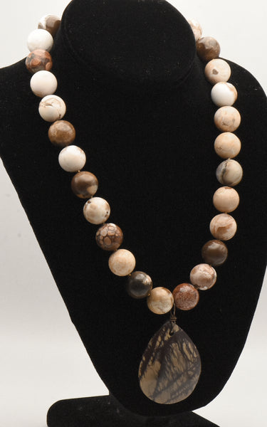 Heavy Jasper Beaded Necklace with Pendant - 20"