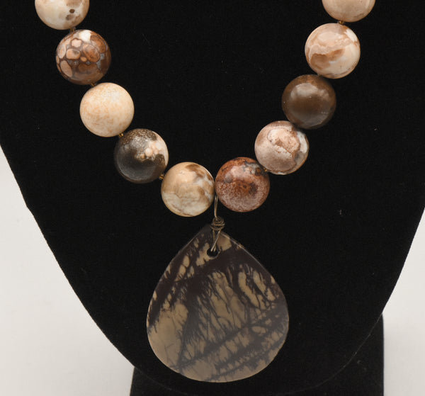 Heavy Jasper Beaded Necklace with Pendant - 20"