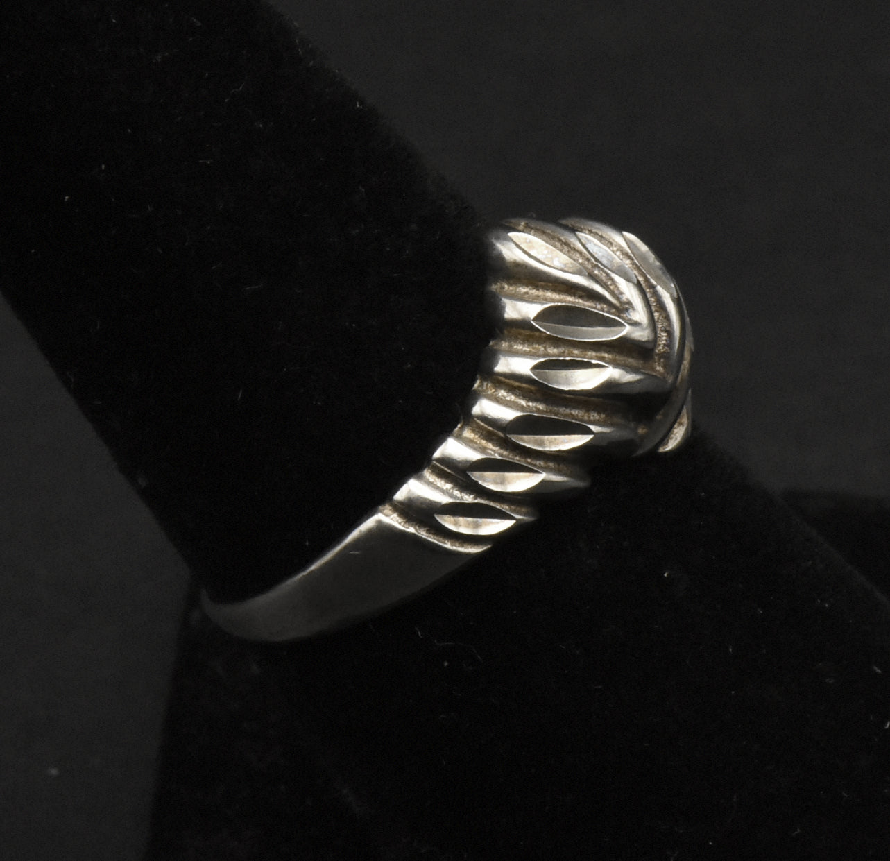 Vintage Sterling Silver "Knot" Ring - Size 7.75