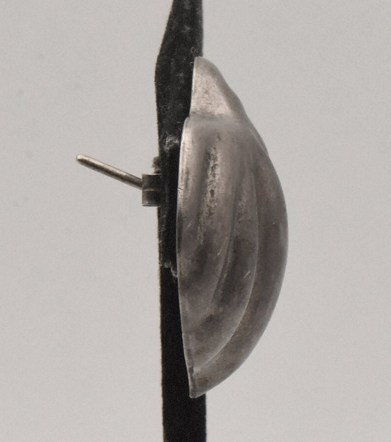 UNMATCHED Vintage Handmade Sterling Silver Heart Stud Earring (BROKEN)