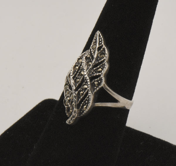 Vintage Sterling Silver Marcasite Art Deco Leaf Motif Ring - Size 7.5