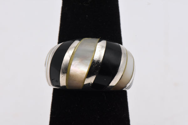 Vintage Sterling Silver Mother of Pearl and Black Onyx Inlaid Dome Ring - Size 6