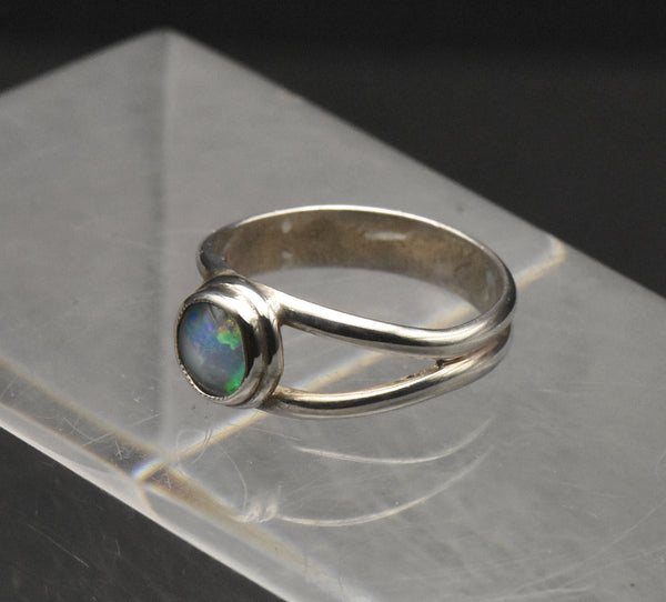 Vintage Sterling Silver Opal Ring - Size 6.25