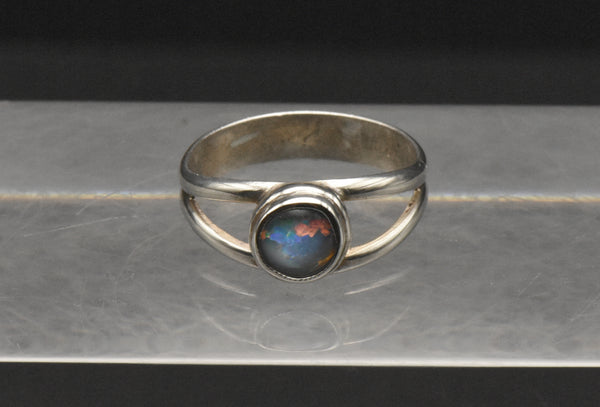 Vintage Sterling Silver Opal Ring - Size 6.25