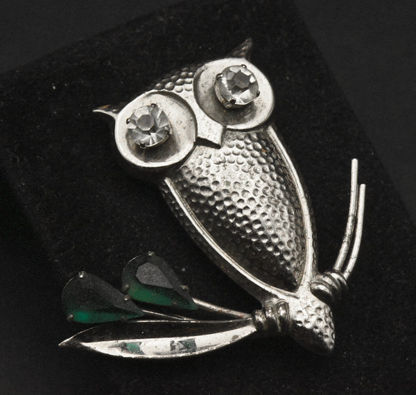 Vintage Silver Tone Metal Owl Brooch