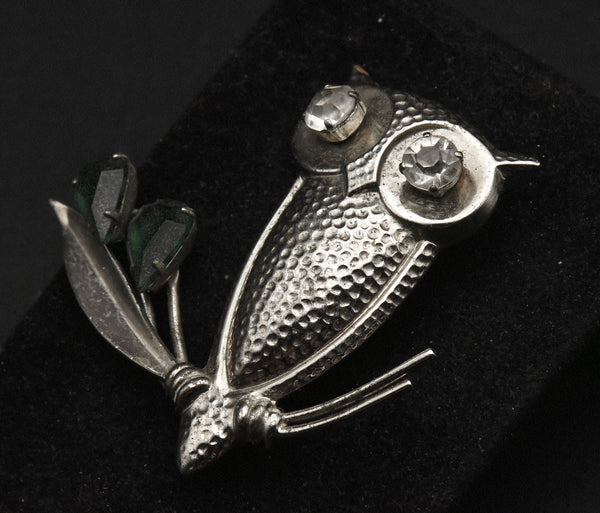 Vintage Silver Tone Metal Owl Brooch