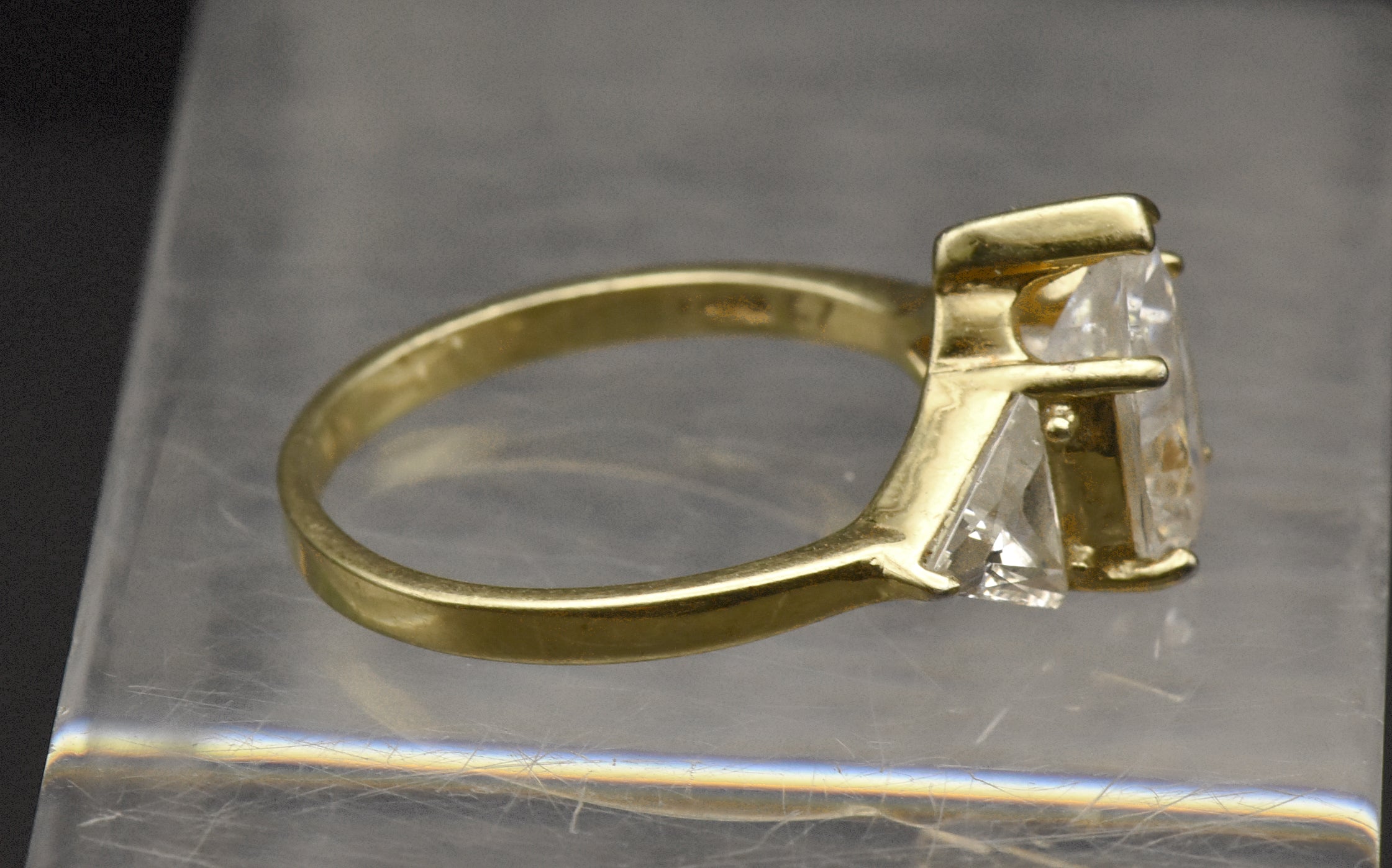 Vintage Gold Tone Sterling Silver Cubic Zirconia Ring - Size 9