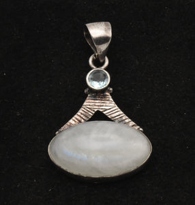 Vintage Rainbow Moonstone Pendant