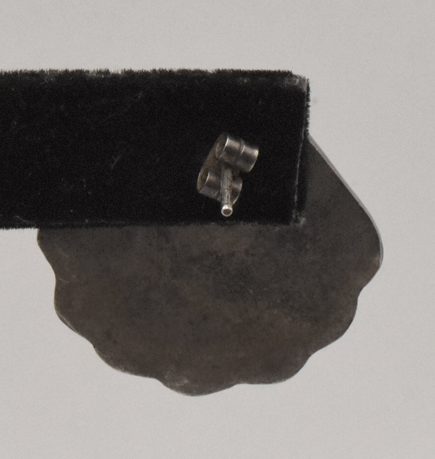 UNMATCHED Vintage Sterling Silver Seashell Stud Earring