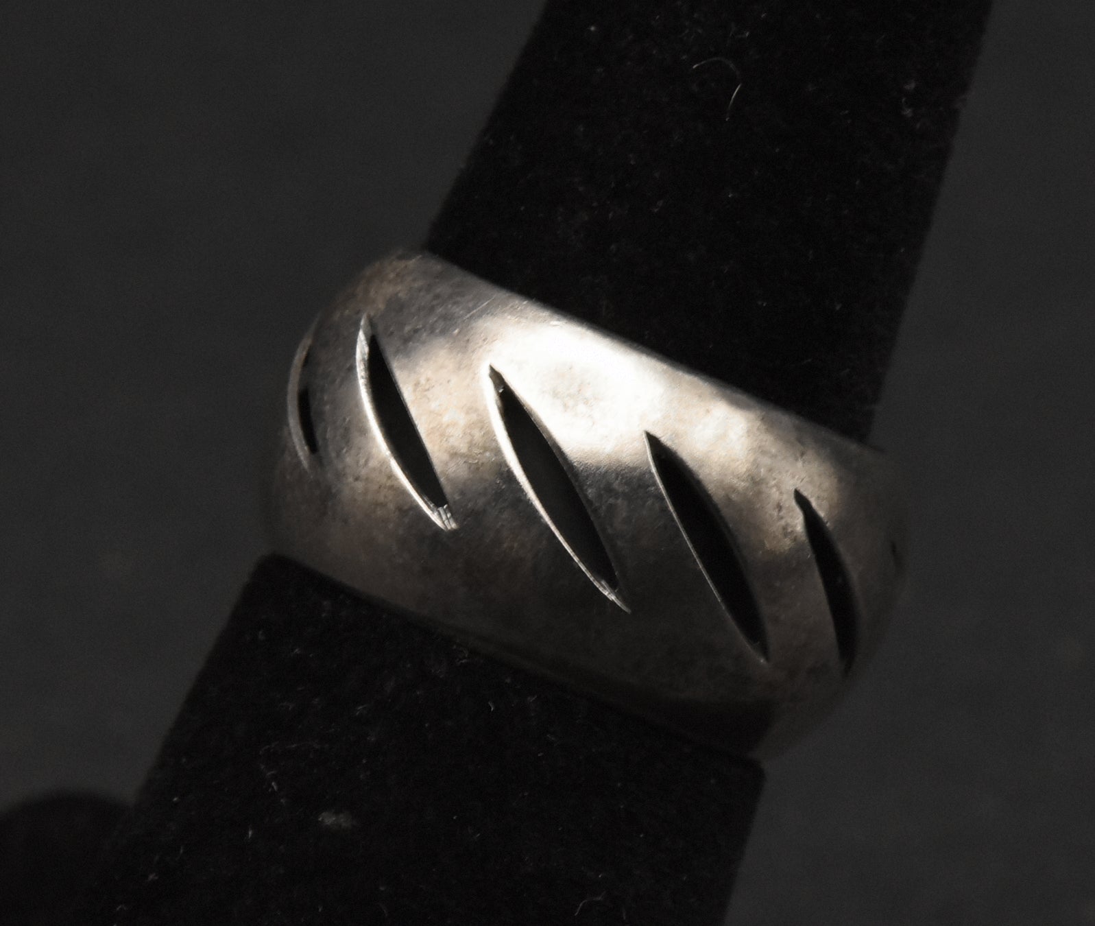 Vintage Sterling Silver Band - Size 6.25