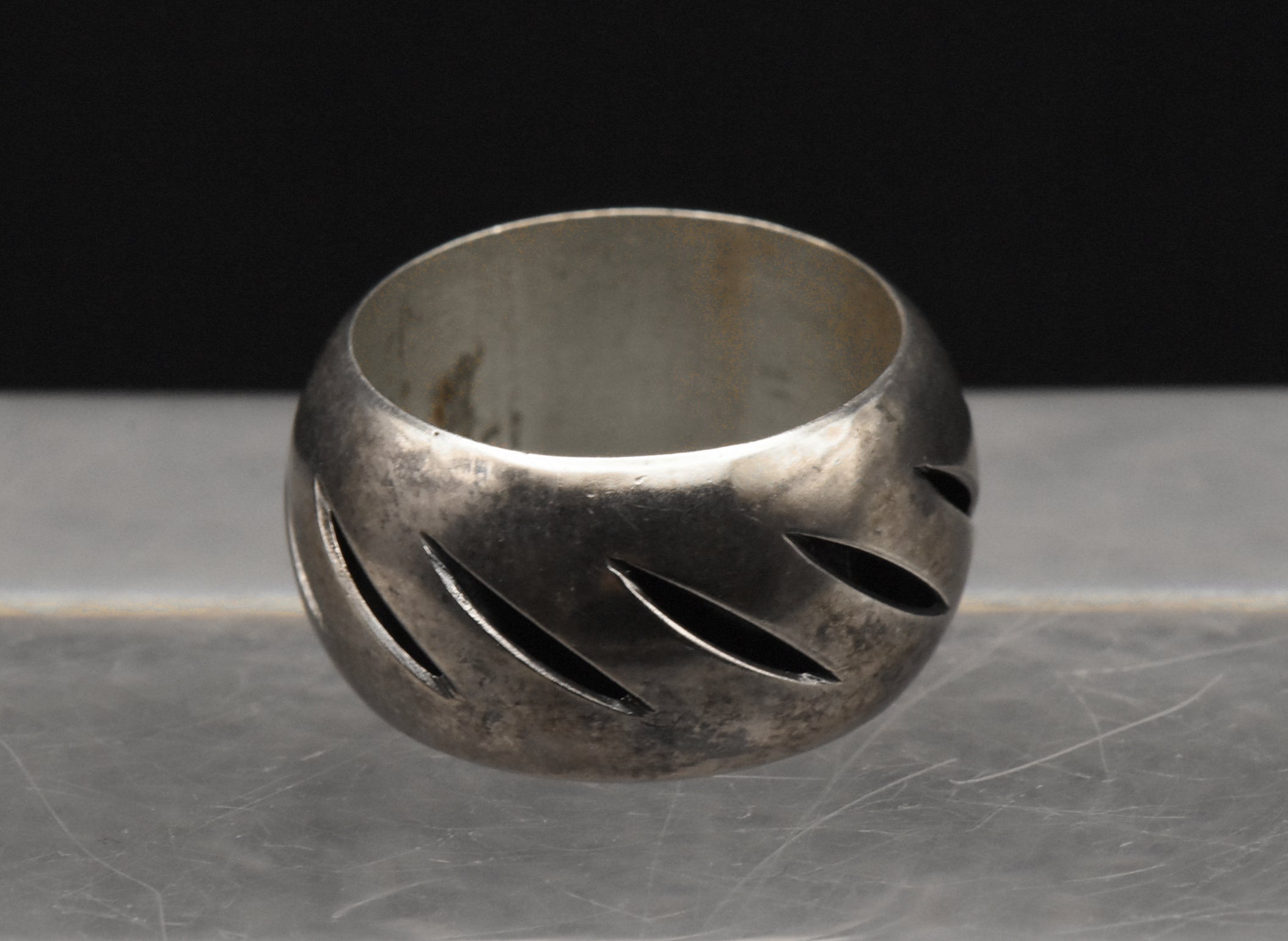 Vintage Sterling Silver Band - Size 6.25