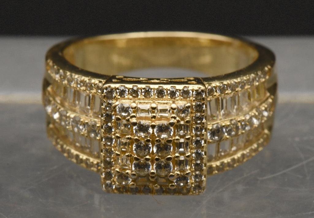Vintage Gold Tone Sterling Silver Rhinestone Ring - Size 9