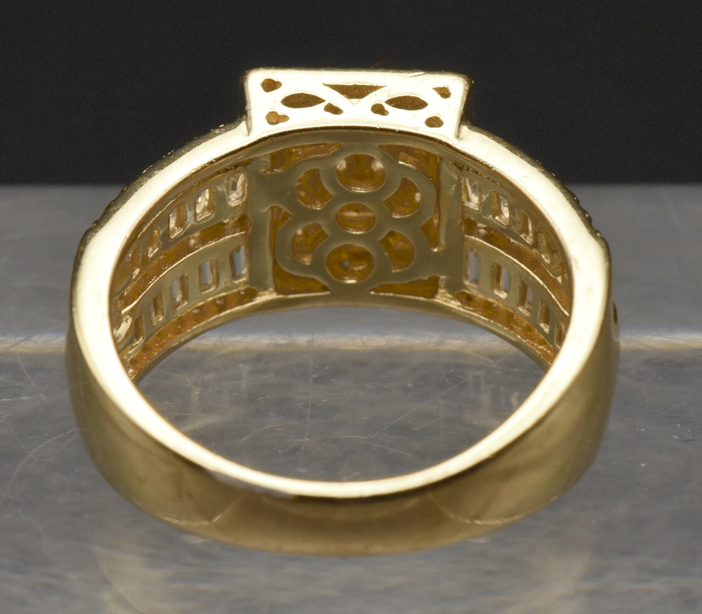 Vintage Gold Tone Sterling Silver Rhinestone Ring - Size 9