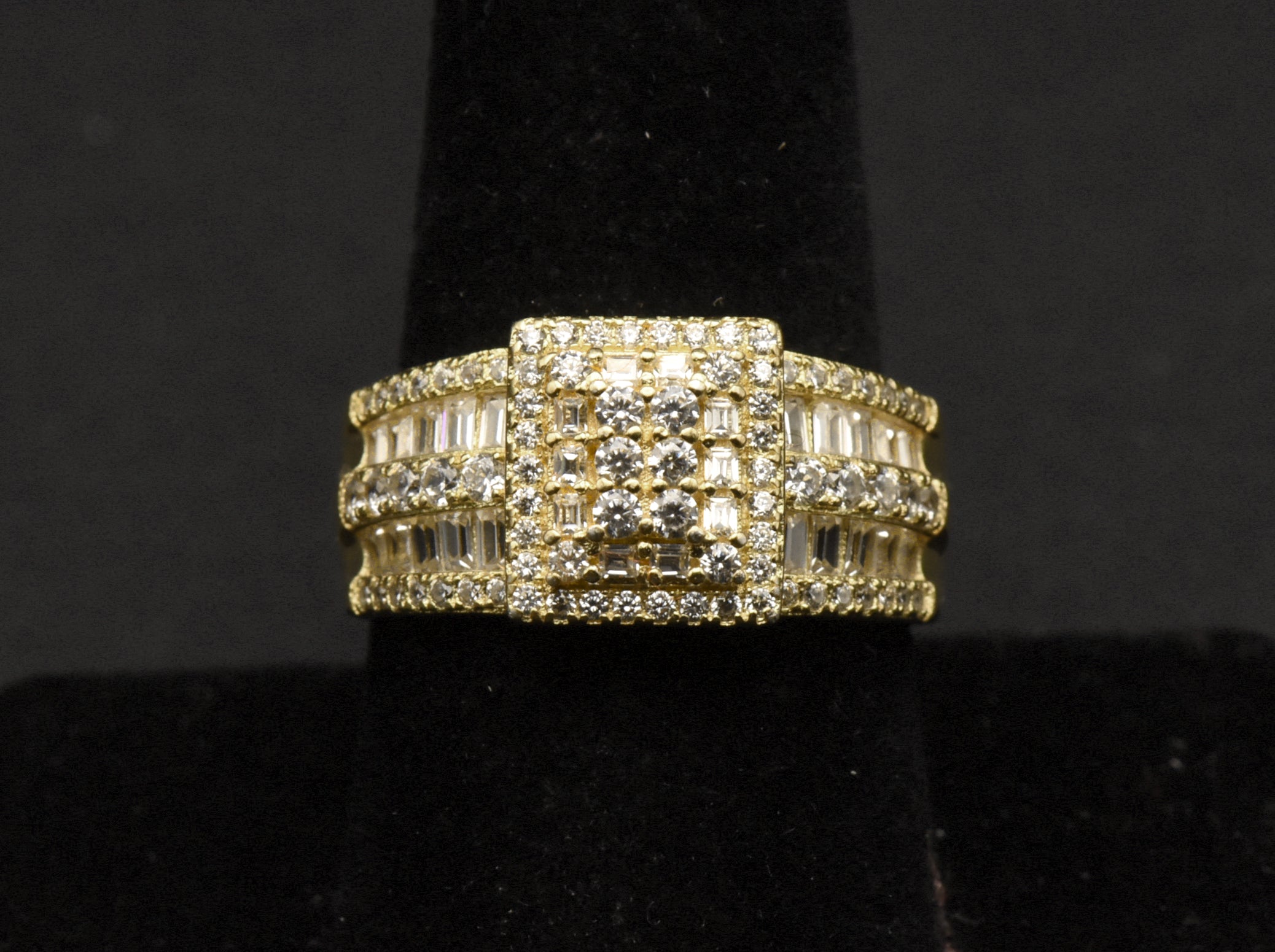 Vintage Gold Tone Sterling Silver Rhinestone Ring - Size 9