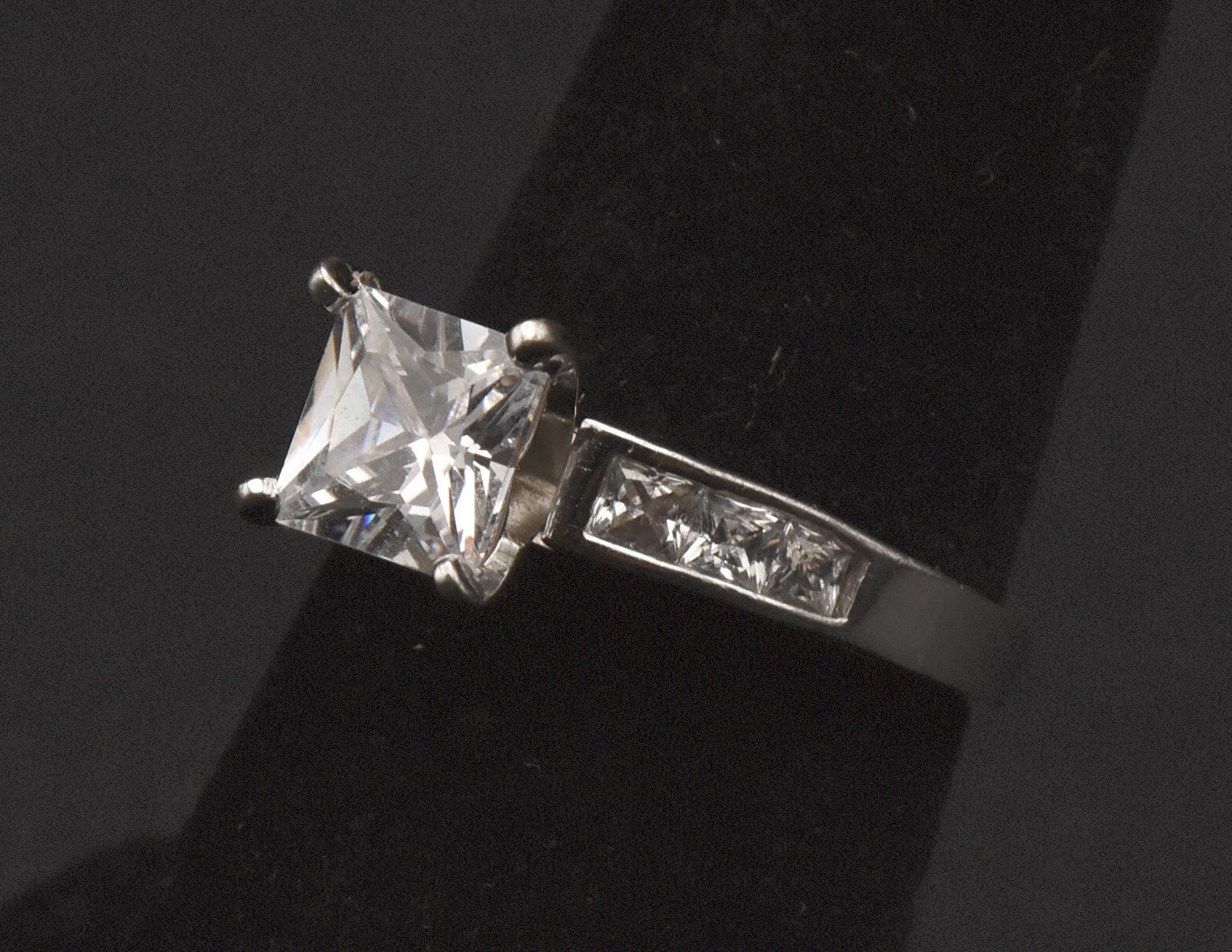 Vintage Sterling Silver Rhinestone Ring - Size 6.75