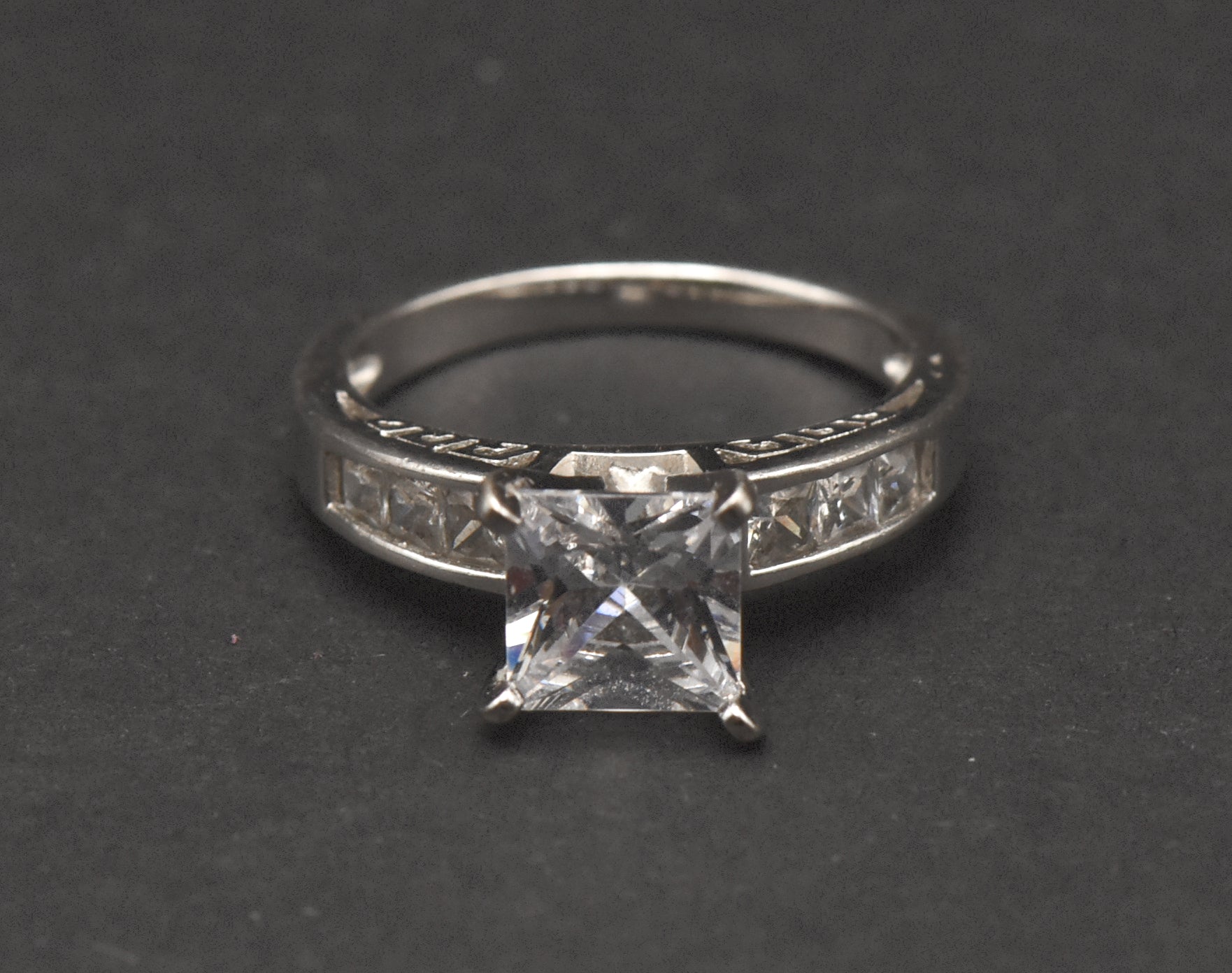 Vintage Sterling Silver Rhinestone Ring - Size 6.75