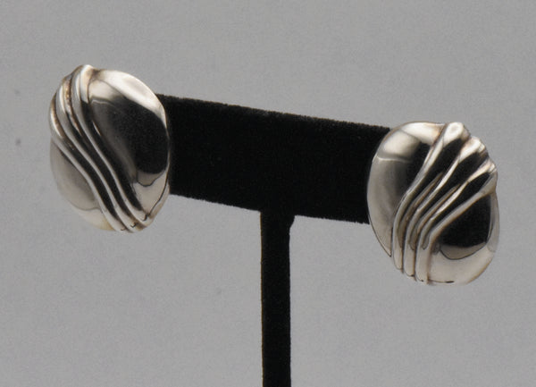 Vintage Sterling Silver Modern Design Earrings