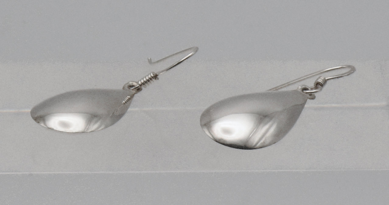 Vintage Sterling Silver Teardrop Dangle Earrings