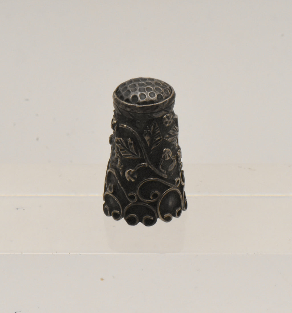 Vintage Sterling Silver Ornate Thimble