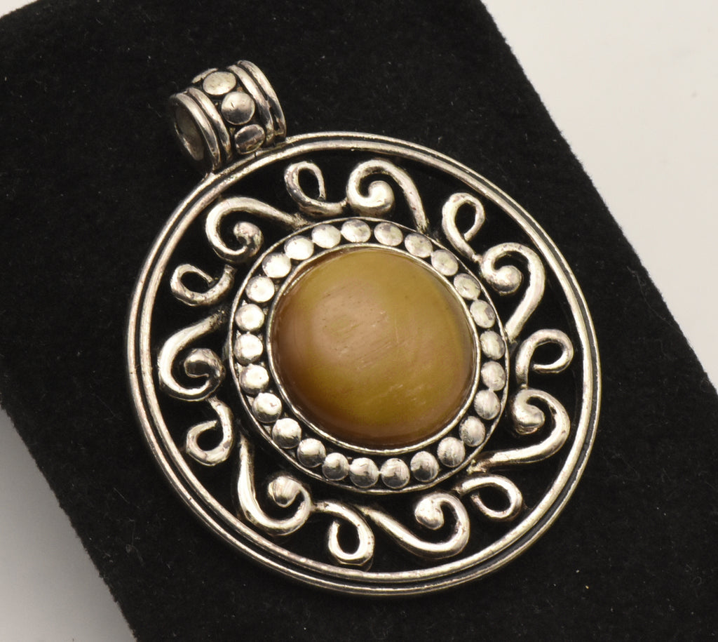 Vinage Honey Tiger's Eye Cabochon Pendant