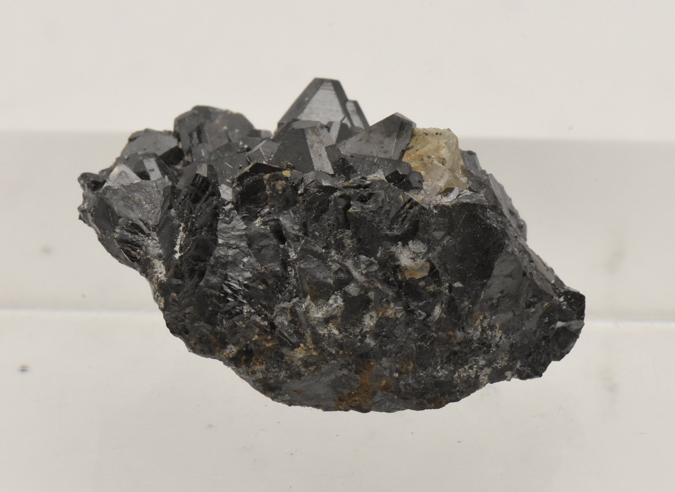 Tetrahedral Sphalerite Crystal Cluster Mineral Specimen - Bulgaria