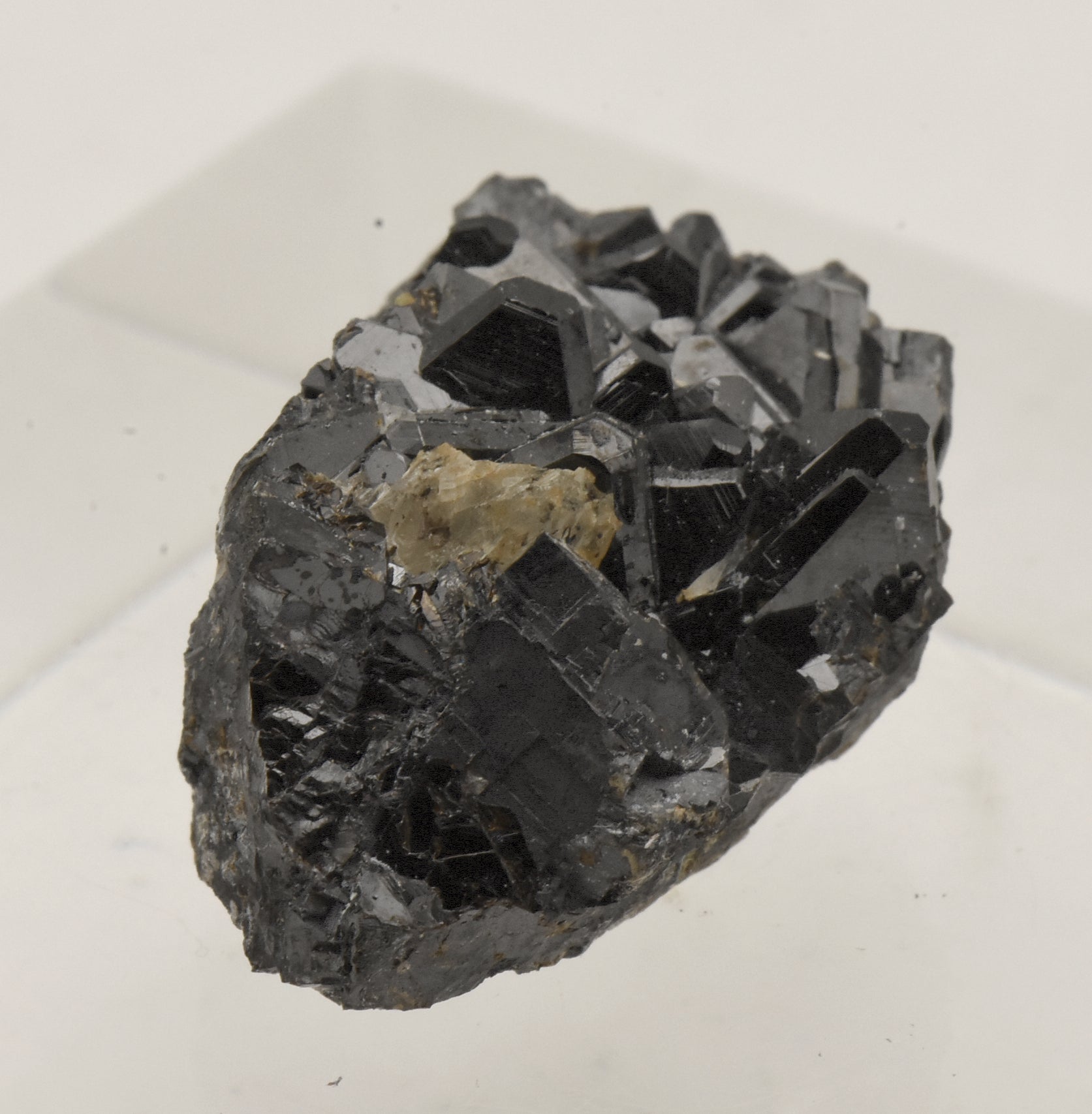 Tetrahedral Sphalerite Crystal Cluster Mineral Specimen - Bulgaria