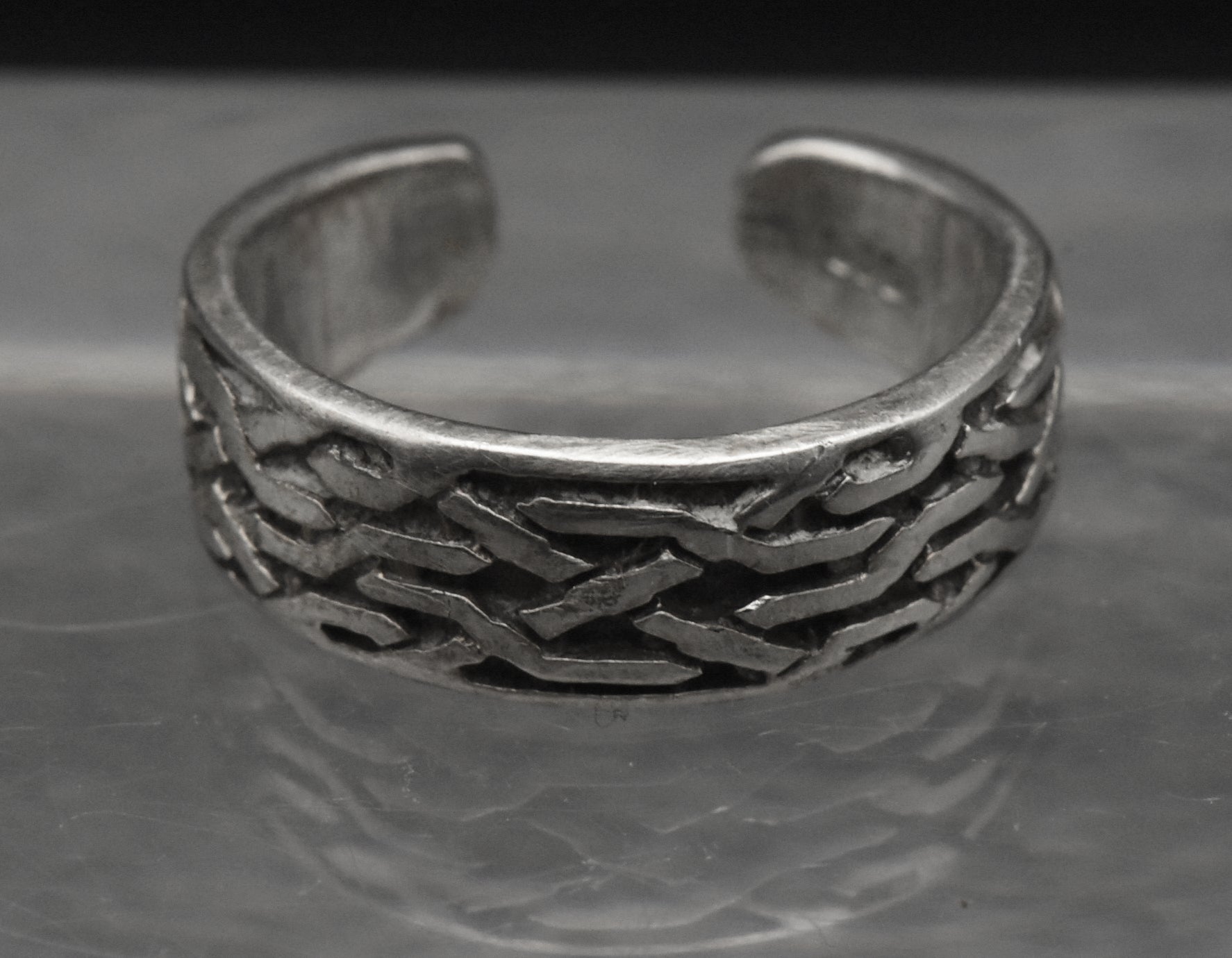 Vintage Sterling Silver Celtic Knot Open Shank Adjustable Toe Ring - Size 3.25+
