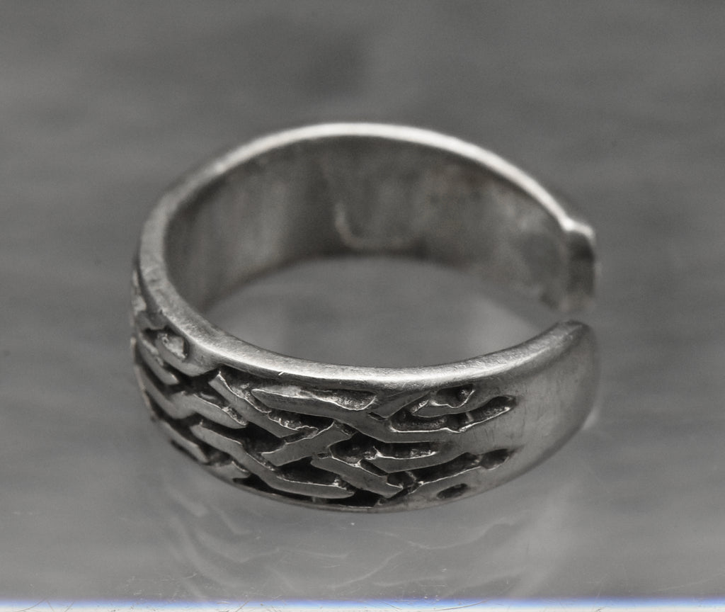 Vintage Sterling Silver Celtic Knot Open Shank Adjustable Toe Ring - Size 3.25+