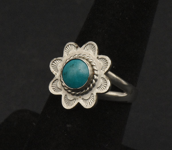 Vintage Handmade Silver Tone Metal Inlaid Turquoise Ring - Size 6.25